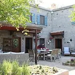 Nar * Assos