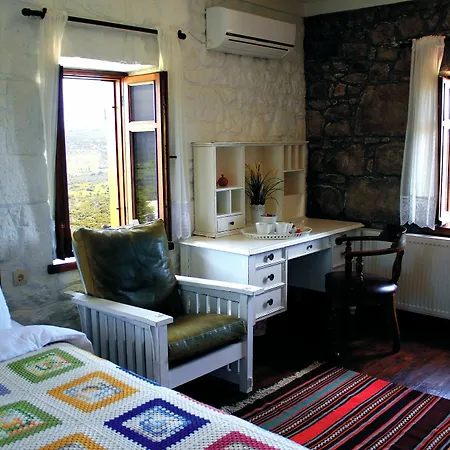 Nar Bed & Breakfast *